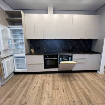 Продается Многокомнатная квартира, 67 м²