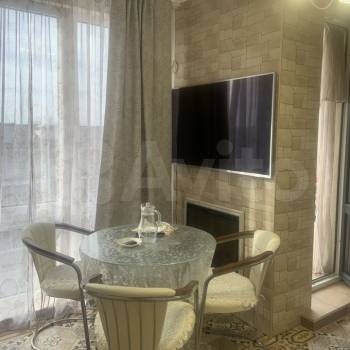 Продается 1-комнатная квартира, 39 м²