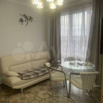 Продается 1-комнатная квартира, 39 м²