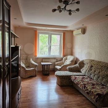 Сдается 1-комнатная квартира, 48 м²