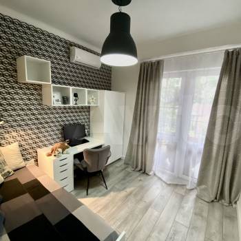 Сдается 2-х комнатная квартира, 65 м²