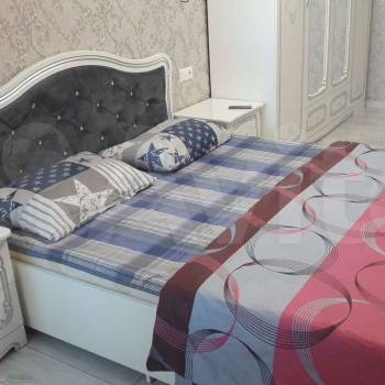 Сдается 2-х комнатная квартира, 75 м²