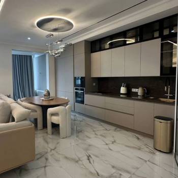 Сдается Многокомнатная квартира, 100 м²