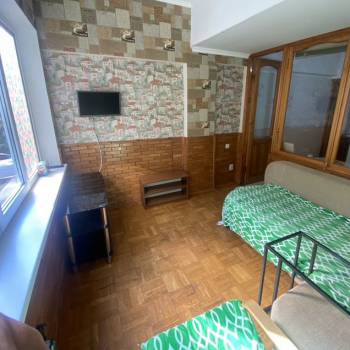 Продается Многокомнатная квартира, 81 м²