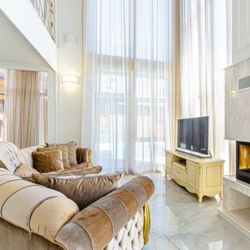 Продается Дом, 500 м²