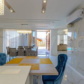 Продается Дом, 500 м²