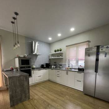 Продается Дом, 250 м²