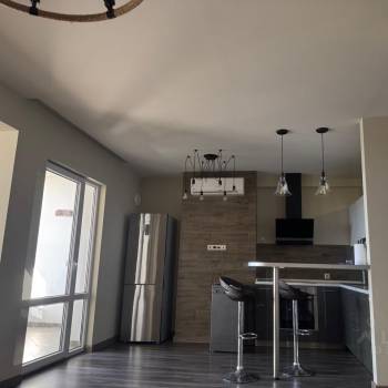 Сдается Многокомнатная квартира, 85 м²