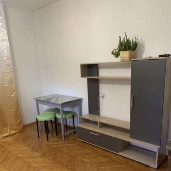 Сдается Многокомнатная квартира, 90 м²