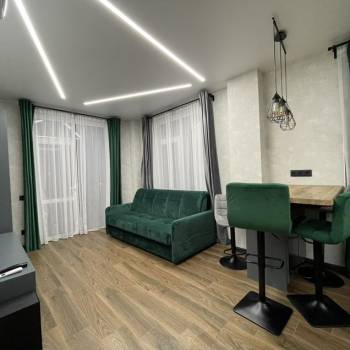 Сдается 2-х комнатная квартира, 75 м²