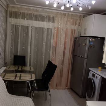 Продается 1-комнатная квартира, 45 м²