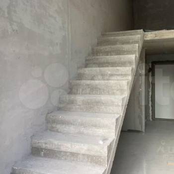 Продается 1-комнатная квартира, 39 м²