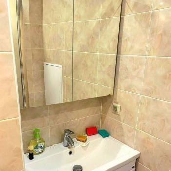 Продается 1-комнатная квартира, 41 м²