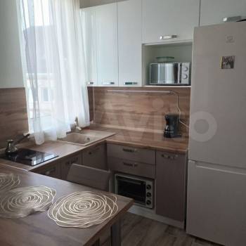 Продается 1-комнатная квартира, 35 м²