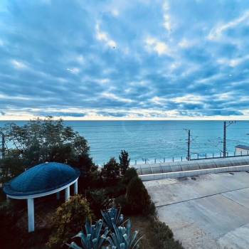 Продается 1-комнатная квартира, 70,8 м²