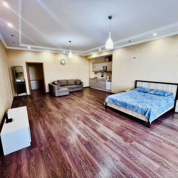 Продается 1-комнатная квартира, 70,8 м²