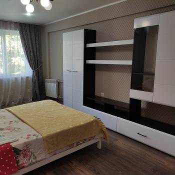 Сдается Многокомнатная квартира, 75 м²