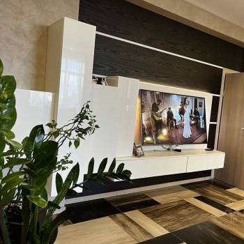 Сдается Многокомнатная квартира, 156 м²