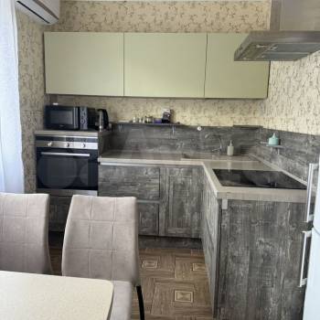 Сдается 1-комнатная квартира, 45 м²