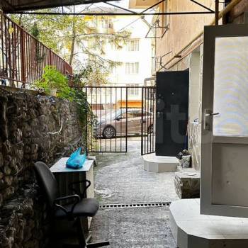 Продается Многокомнатная квартира, 109,8 м²