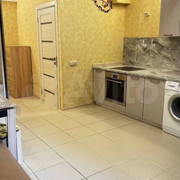 Продается Многокомнатная квартира, 109,8 м²