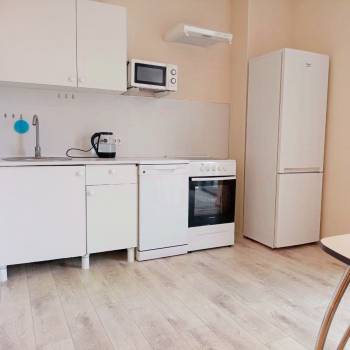 Сдается 2-х комнатная квартира, 60 м²