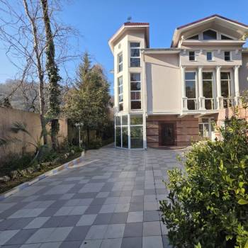Продается Дом, 700 м²