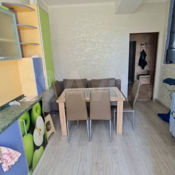 Продается 1-комнатная квартира, 50 м²