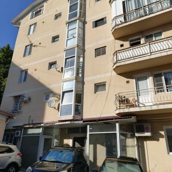 Продается 1-комнатная квартира, 52 м²