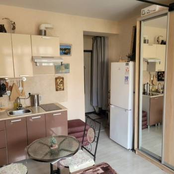 Продается 1-комнатная квартира, 23 м²