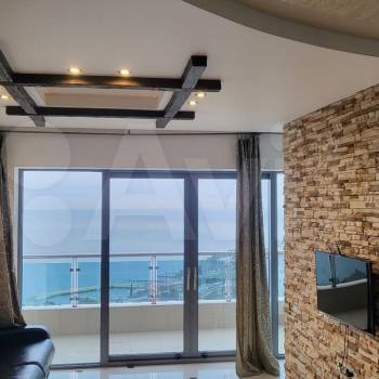 Сдается 1-комнатная квартира, 68 м²