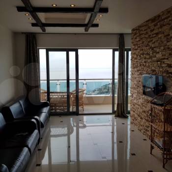 Сдается 1-комнатная квартира, 68 м²