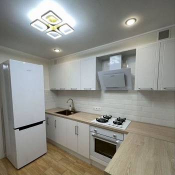 Продается 2-х комнатная квартира, 42 м²