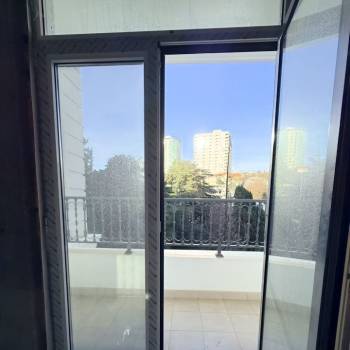 Продается 1-комнатная квартира, 36 м²