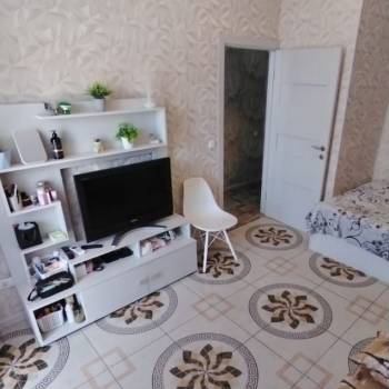 Продается 1-комнатная квартира, 30,6 м²