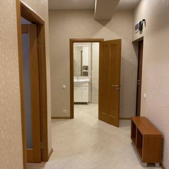 Продается 1-комнатная квартира, 50,4 м²