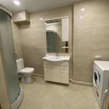 Продается 1-комнатная квартира, 50,4 м²