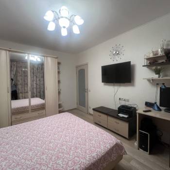 Продается 3-х комнатная квартира, 61 м²