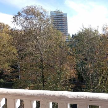 Продается 1-комнатная квартира, 50 м²