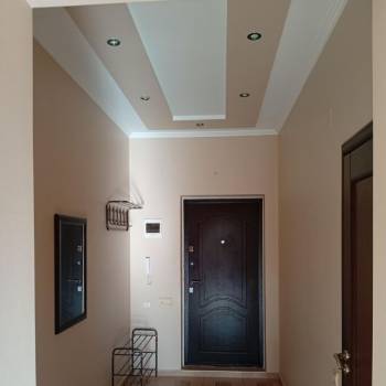 Продается 1-комнатная квартира, 50 м²