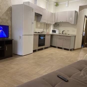 Продается 1-комнатная квартира, 37 м²