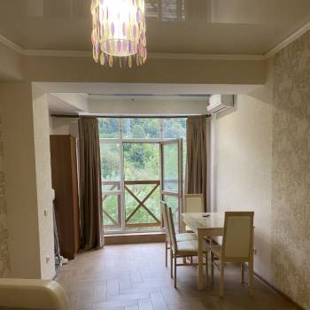 Продается 1-комнатная квартира, 37 м²