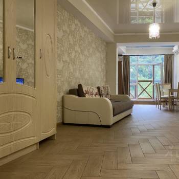 Продается 1-комнатная квартира, 37 м²