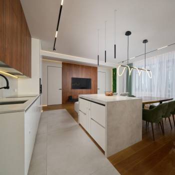 Продается Многокомнатная квартира, 117 м²