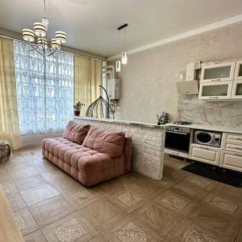 Сдается 1-комнатная квартира, 51 м²