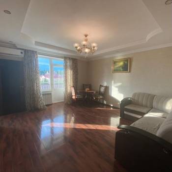 Продается 1-комнатная квартира, 46 м²