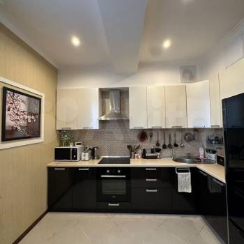 Продается 3-х комнатная квартира, 63,8 м²