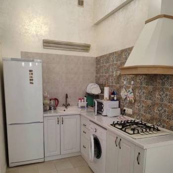 Продается 1-комнатная квартира, 35 м²