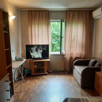 Продается 1-комнатная квартира, 30 м²