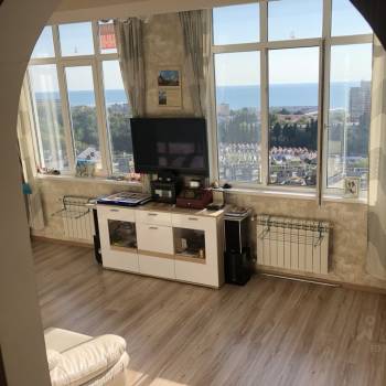 Сдается 2-х комнатная квартира, 72 м²